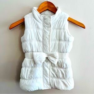 Girls Maggie and Zoe White Puffer Vest, 5